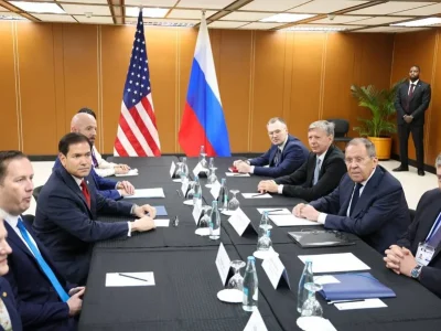 Estados Unidos y Rusia retoman conversaciones sobre el fin de la guerra en Ucrania