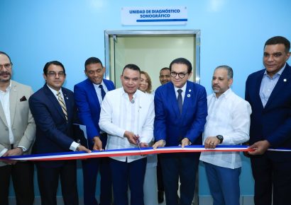 SNS inaugura unidad de sonografía en Cabral y Báez