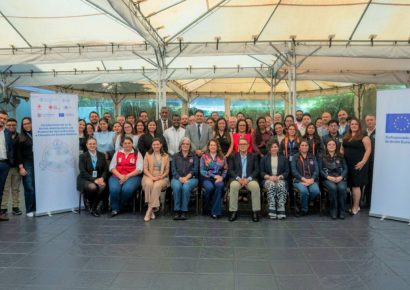 Siuben expone avances de República Dominicana en protección social adaptativa durante encuentro regional en Guatemala