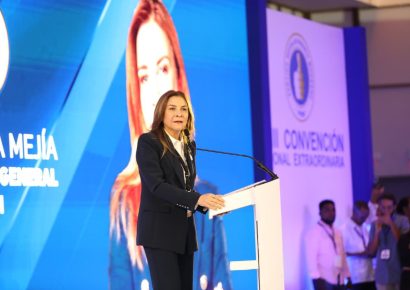 Carolina Mejía resaltó madurez política del PRM en convención extraordinaria