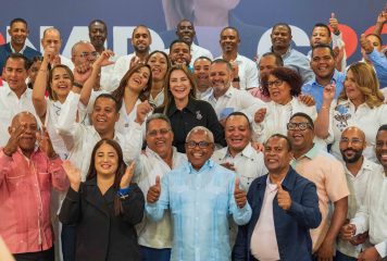 Carolina Mejía juramentó Comando Nacional de Alcaldes y Directores C28