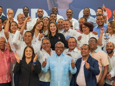 Carolina Mejía juramentó Comando Nacional de Alcaldes y Directores C28
