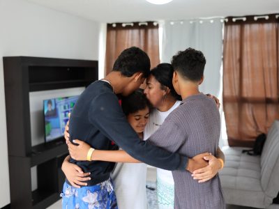 Más de 240 familias afectadas por sismos reciben nuevas viviendas en Venezuela