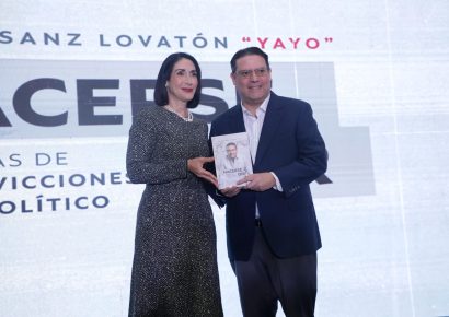 Yayo Sanz Lovatón lanza su libro Hacerse Oír