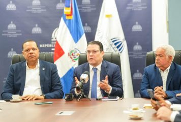 MICM y Pro Consumidor abren diálogo con Adanegas por comisiones en pagos con tarjetas