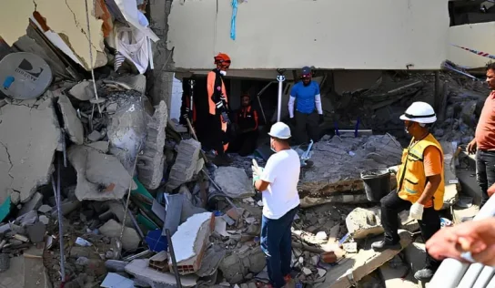 Rescatan con vida a un sobreviviente tras ocho días bajo los escombros en Venezuela
