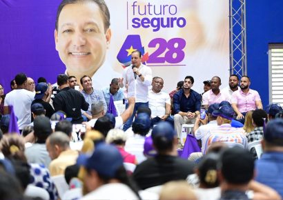Abel Martínez prometió fin de la penuria en 2028
