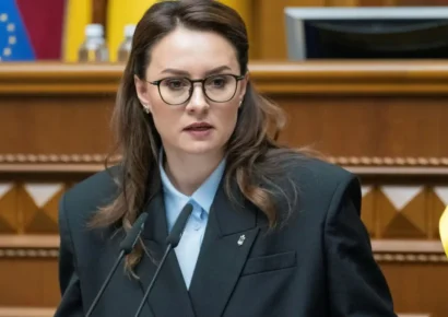 Parlamento de Ucrania aprueba la salida de la primera ministra Yulia Sviridenko y de su Gobierno