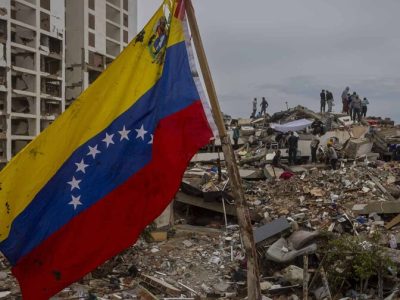 ONU activa plan de ayuda mientras La Guaira sigue devastada