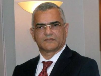 Carlos Gabriel García rechaza designación como cónsul en Los Ángeles