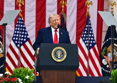 EE.UU. asegura que Trump mantiene abiertas todas las opciones frente a Irán