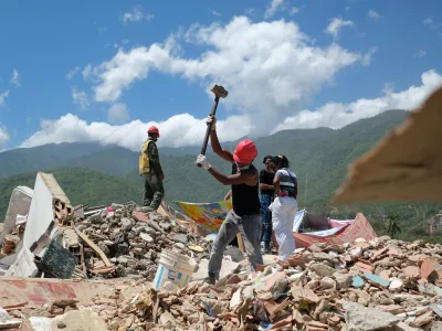 Balance de muertos por terremotos en Venezuela subió a 4,829