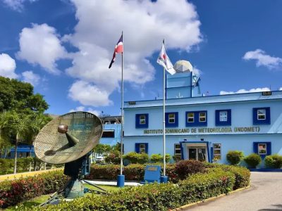 Indomet alerta calor extremo en RD con récords históricos