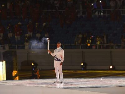 El «Super Sánchez» iluminó la inauguración de los Juegos Centroamericanos