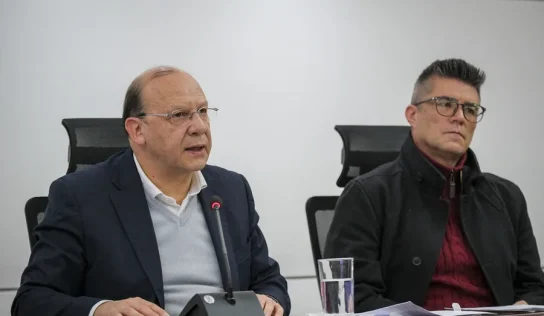 Gobierno de Petro detiene las reuniones de transición con el nuevo Gobierno colombiano