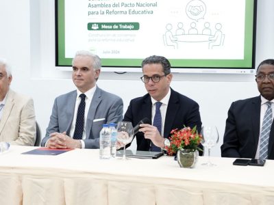 Ministro de Educación encabeza foro del Pacto Educativo y destaca la educación como eje del desarrollo nacional
