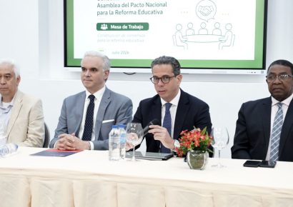 Ministro de Educación encabeza foro del Pacto Educativo y destaca la educación como eje del desarrollo nacional