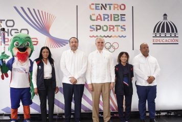 Ministerio de Educación recibe la antorcha de los XXV Juegos Centroamericanos y del Caribe Santo Domingo 2026