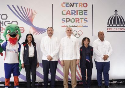 Ministerio de Educación recibe la antorcha de los XXV Juegos Centroamericanos y del Caribe Santo Domingo 2026