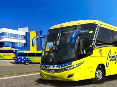 Autobús de Caribe Tours se incendia en carretera Jarabacoa-La Vega