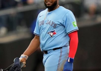 Vladimir Guerrero Jr. enfrenta su temporada más difícil tras contrato récord