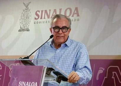 Gobernador de Sinaloa Rubén Rocha niega estar escondido tras acusaciones de narcotráfico en EE.UU.