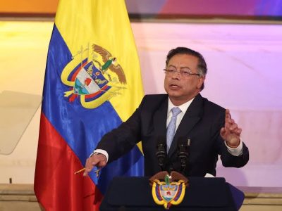 Petro afirma que Colombia redujo la pobreza, pero advierte que aún falta avanzar hacia la igualdad social