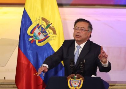 Petro afirma que Colombia redujo la pobreza, pero advierte que aún falta avanzar hacia la igualdad social
