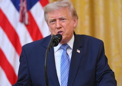 Trump cuestiona el sistema electoral de EE. UU. y acusa a China de interferir en las elecciones de 2020