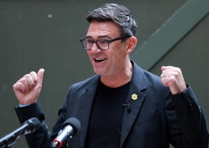 Andy Burnham asume el liderazgo del Partido Laborista británico y reemplaza a Keir Starmer