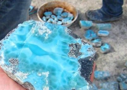 Energía y Minas garantiza abastecimiento de larimar en el mercado nacional pese a exportaciones