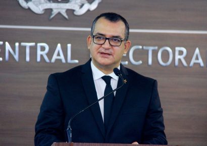 Presidente de la JCE llamó a evitar desinformación sobre la cédula