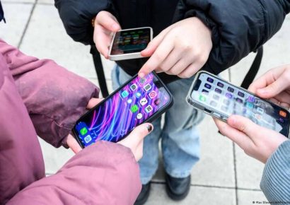 Nueva York aprueba normas para limitar funciones adictivas en redes sociales