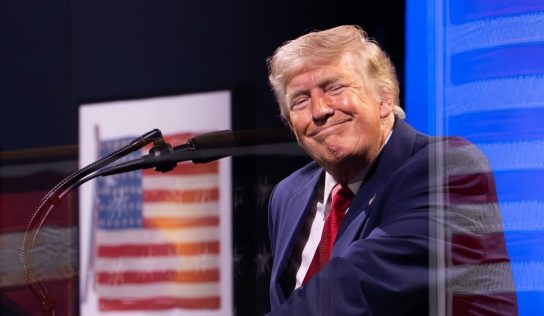 Trump revive la disputa por Groenlandia durante cumbre de la OTAN
