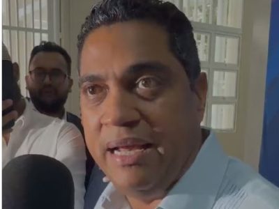 Ministro Kelvin Cruz insta a Lidom a alcanzar un acuerdo para garantizar participación de niños en Caribe Kids