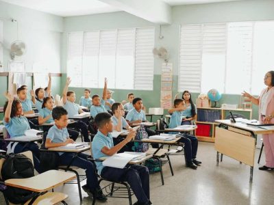 Concluyen seis etapas de Evaluación de Desempeño Docente
