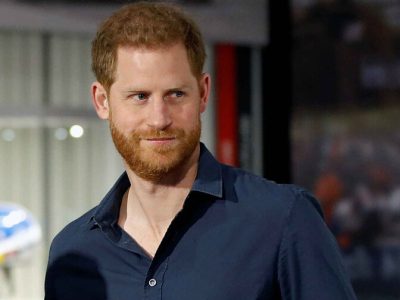 Harry y Elton John podrían pagar millones tras perder juicio contra Daily Mail