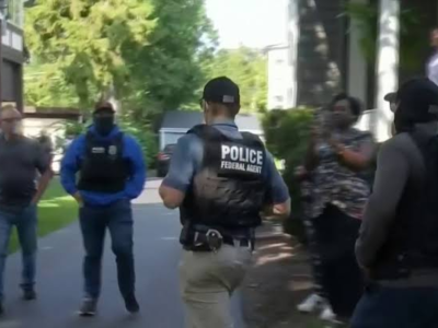 Autoridades locales aún desconocen identidad de agentes de ICE