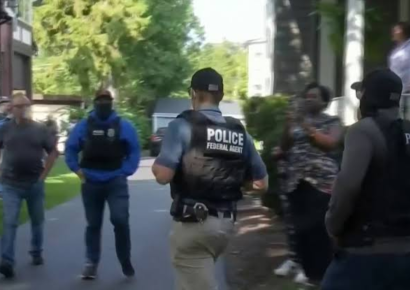 Autoridades locales aún desconocen identidad de agentes de ICE