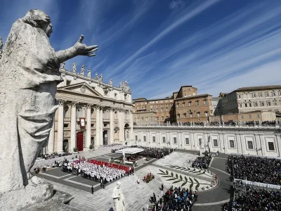 El Vaticano establece nuevas normas para el regreso de fieles y sacerdotes “lefebvrianos” a la Iglesia