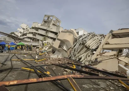 Venezuela estima 25,000 viviendas tras terremotos