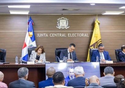 JCE suspendió recursos contra reglamento de encuestas