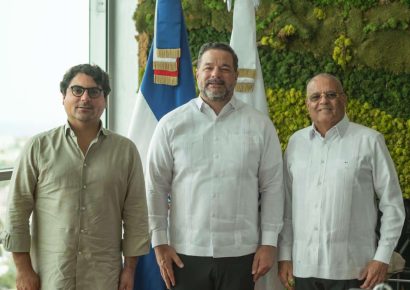 RD Vial y Medioambiente anuncian plan de siembra 10 millones de árboles