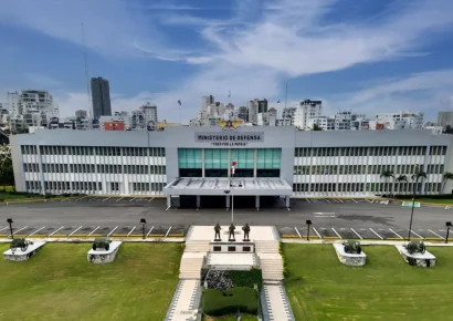 Ministerio de Defensa realiza nuevas designaciones en áreas estratégicas de las Fuerzas Armadas