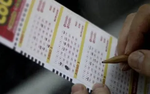 Diputados reducen impuestos en proyecto de juegos de azar