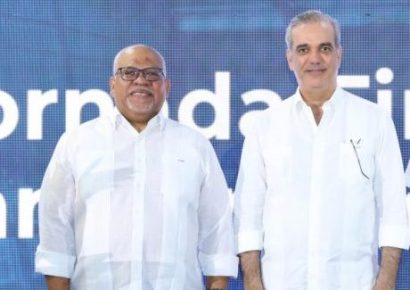 “Tu Firma es Tu Garantía” celebra su primer aniversario con entrega de préstamos en San Juan, encabezada por el presidente Abinader