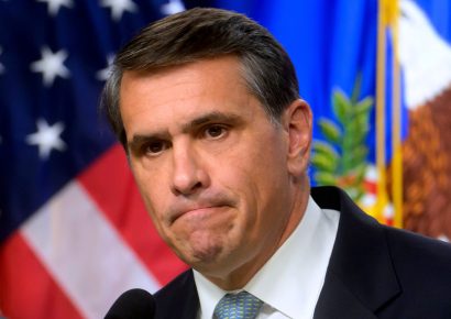 Senado confirma a Todd Blanche como fiscal general