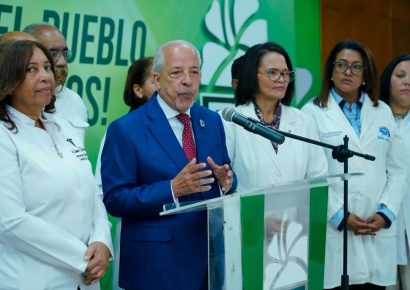 FP asegura servicios de salud están al borde del colapso: pacientes esperan más de 30 días por camas de UCI