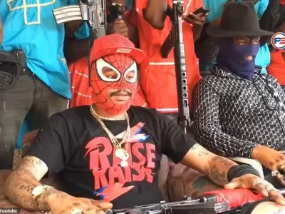 400 Mawozo anuncia ‘bandera blanca’ y pide diálogo