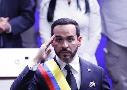 De la Espriella anuncia fin del diálogo y retorno de fumigaciones